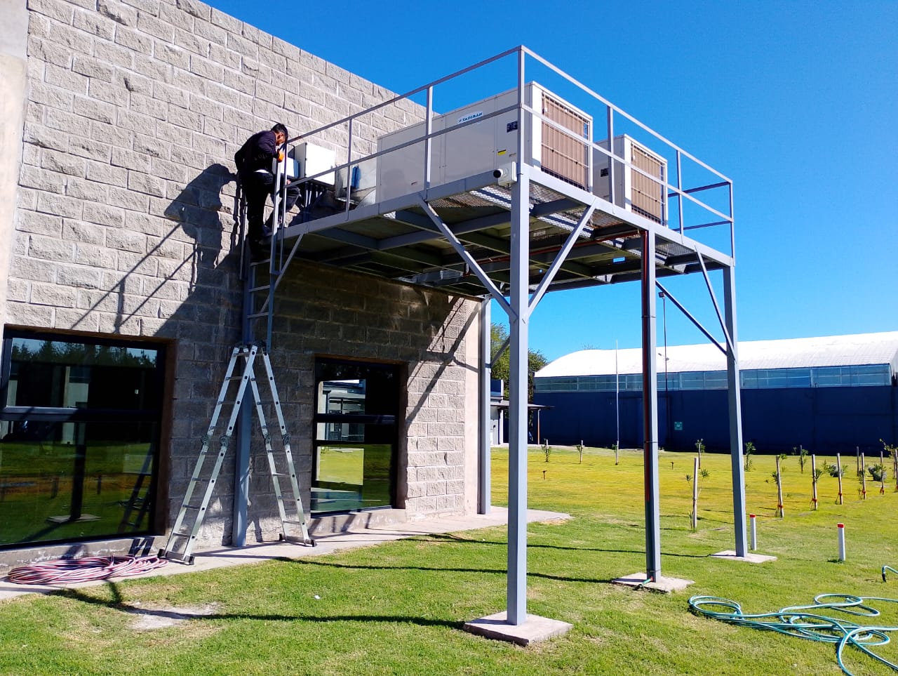 Climatización Integral y Acondicionamiento Termomecánico — Polideportivo Médanos